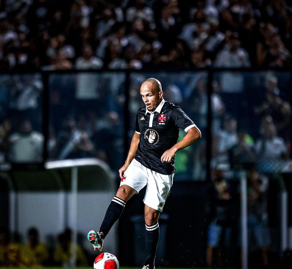 Rodrigo em ação pelo Vasco no Carioca 2024 — Foto: Reprodução/Instagram